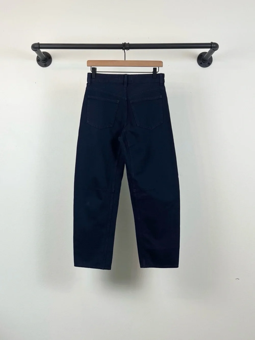 NWT Madewell The Darted Barrel-Leg Jean in Garment-Dyed Denim Juniper Berry - Picture 8 of 8